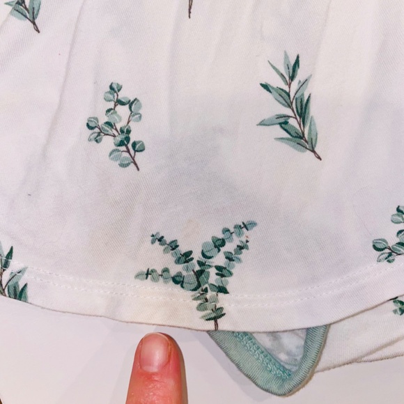 6-12m Kyte baby twirl bodysuit - Picture 2 of 2